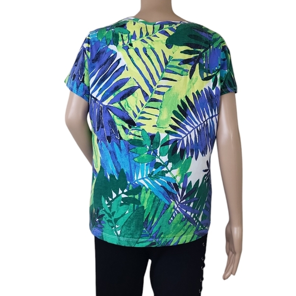 Chico’s  Leopard & Blue Green Tropical Floral Print Short Sleeve Tee - Picture 3 of 4